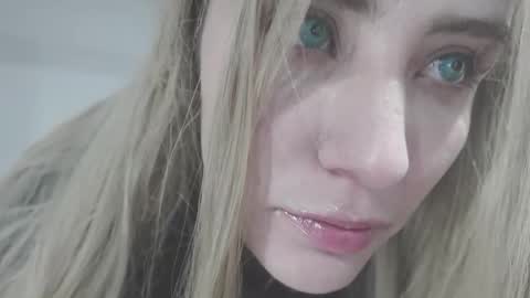 annrousse online show from 1, 1, 2025