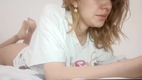 annrousse online show from 14, 9, 2025