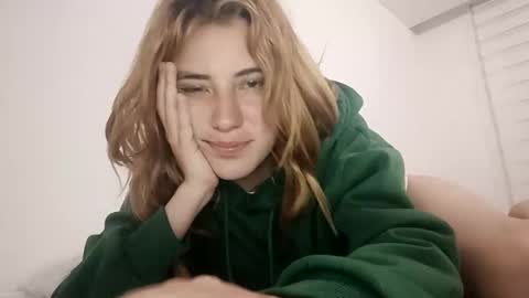 annrousse online show from 15, 9, 2025