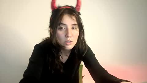 annrousse online show from 10, 10, 2025