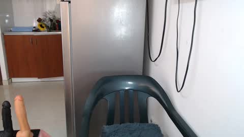 Snapshot of anntonella_squirt chatting on 24, 9, 2025 anntonella_squirt online show from 24, 9, 2025