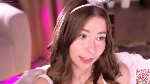 Annuetta online show from 20, 6, 2026