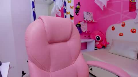 Snapshot of anny_bridge chatting on 28, 10, 2025 Anny bridge online show from 28, 10, 2025