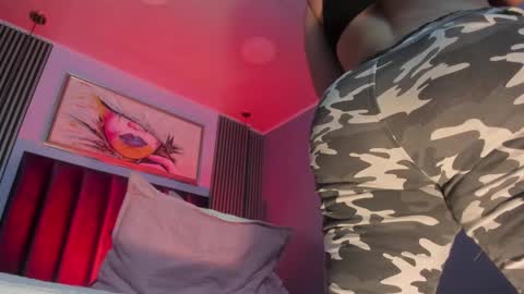 Hi  Pvt open Moans from lovense  tell me  Fav   143469 Especial level 34 online show from 21, 2, 2025