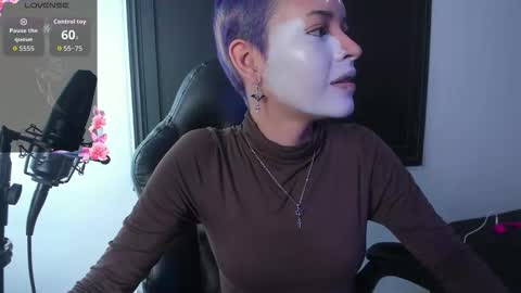 Snapshot of anny_kiitty_ chatting on 23, 11, 2025 Anny online show from 23, 11, 2025