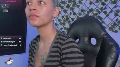 Snapshot of anny_kiitty_ chatting on 27, 11, 2025 Anny online show from 27, 11, 2025