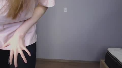 Snapshot of anny_meow chatting on 8, 2, 2025 Ann My current schedule is below online show from 8, 2, 2025