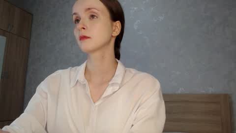 Snapshot of anny_meow chatting on 5, 10, 2025 Ann My current schedule is below online show from 5, 10, 2025