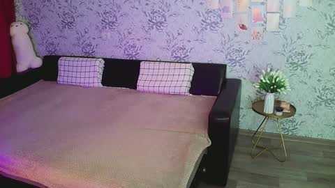 Snapshot of anny_shine chatting on 15, 12, 2024 Annie online show from 15, 12, 2024