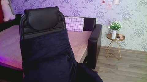 Snapshot of anny_shine chatting on 20, 12, 2024 Annie online show from 20, 12, 2024