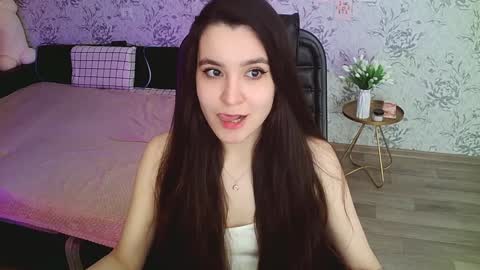 Snapshot of anny_shine chatting on 6, 1, 2025 Annie online show from 6, 1, 2025