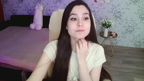 Snapshot of anny_shine chatting on 7, 2, 2025 Annie online show from 7, 2, 2025