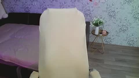 Snapshot of anny_shine chatting on 27, 2, 2025 Annie online show from 27, 2, 2025