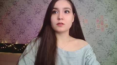 Snapshot of anny_shine chatting on 18, 9, 2025 Annie online show from 18, 9, 2025