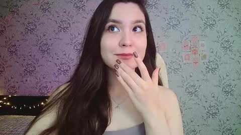 Snapshot of anny_shine chatting on 9, 10, 2025 Annie online show from 9, 10, 2025