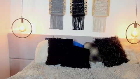 anny_stan online show from 5, 2, 2025