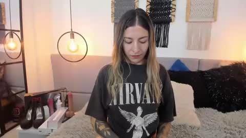 anny_stan online show from 11, 2, 2025