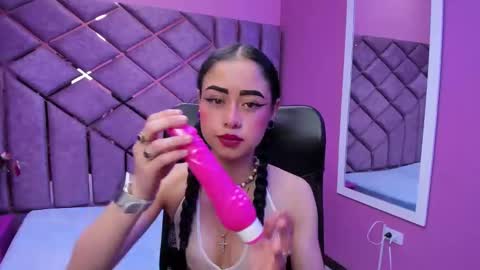Snapshot of anny_swet chatting on 21, 10, 2025 Anny online show from 21, 10, 2025