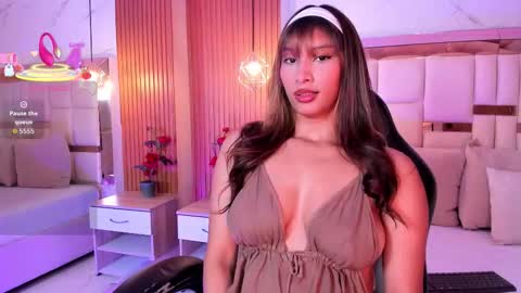 Anny  online show from 4, 2, 2026