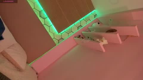 Snapshot of annytorres chatting on 19, 11, 2025 Gaby online show from 19, 11, 2025