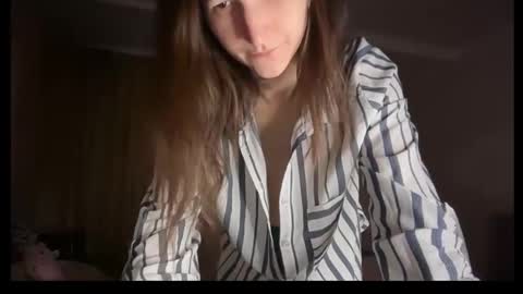 Snapshot of anolivince777 chatting on 18, 12, 2025 anolivince777 online show from 18, 12, 2025