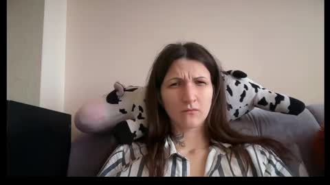 Snapshot of anolivince777 chatting on 19, 12, 2025 anolivince777 online show from 19, 12, 2025