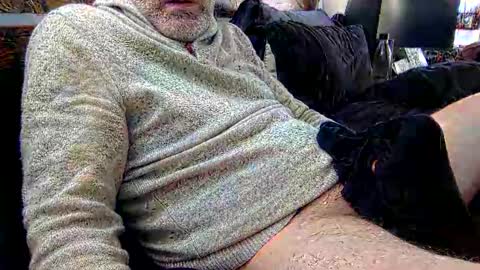 Anon10005 online show from 18, 2, 2025