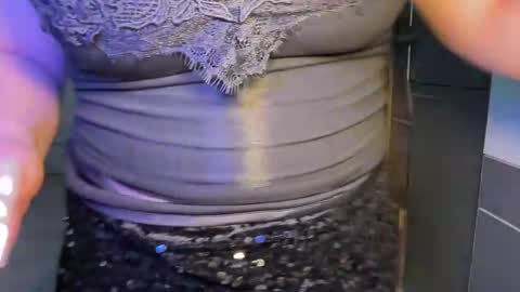 Snapshot of anora_sunny chatting on 10, 5, 2026 Any online show from 10, 5, 2026