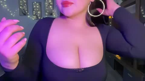 Snapshot of anora_sunny chatting on 23, 5, 2026 Any online show from 23, 5, 2026