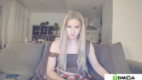 Sexy Ladybug online show from 21, 2, 2026