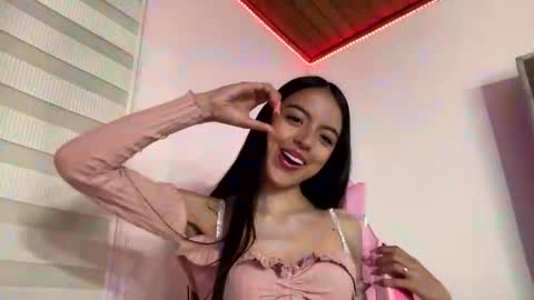 Snapshot of anotella_aa chatting on 4, 12, 2025 anotella_aa online show from 4, 12, 2025