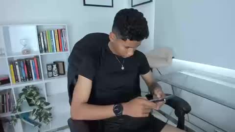 anozly online show from 18, 3, 2026