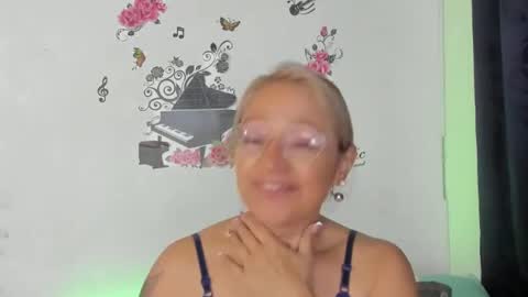 Snapshot of anthonela_mature_ chatting on 11, 12, 2024 anthonela_mature_ online show from 11, 12, 2024
