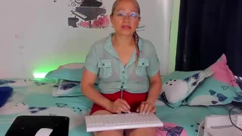 Snapshot of anthonela_mature_ chatting on 11, 12, 2024 anthonela_mature_ online show from 11, 12, 2024