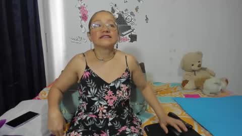 Snapshot of anthonela_mature_ chatting on 11, 10, 2025 anthonela_mature_ online show from 11, 10, 2025