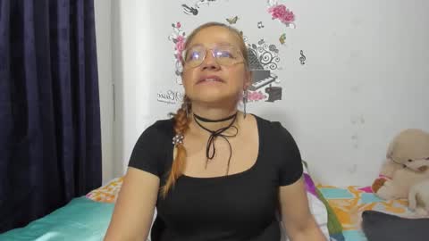 Snapshot of anthonela_mature_ chatting on 15, 10, 2025 anthonela_mature_ online show from 15, 10, 2025