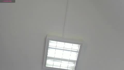 Snapshot of anthoneladuque chatting on 28, 9, 2025 anthonelaDuque online show from 28, 9, 2025