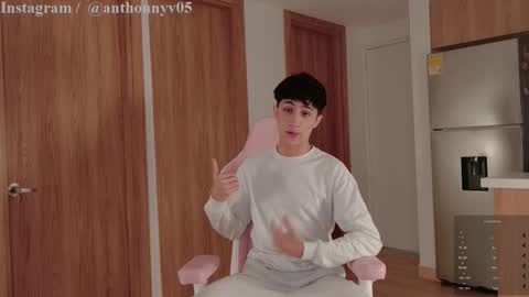 Snapshot of anthonny_05 chatting on 24, 2, 2026 TONY NEW ACCOUNT online show from 24, 2, 2026