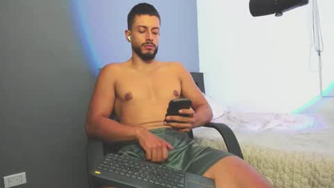 Snapshot of anthonydaddi chatting on 25, 10, 2025 Anthony J. Blake online show from 25, 10, 2025