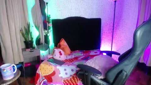 Snapshot of antia_x chatting on 15, 10, 2025 antia_x online show from 15, 10, 2025