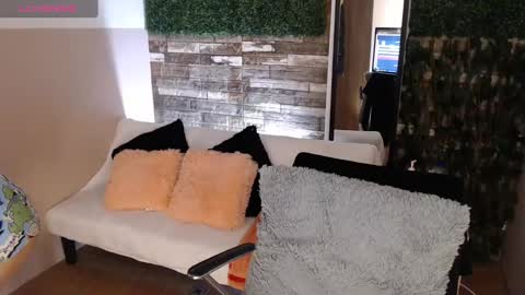 Snapshot of antolyh_c chatting on 19, 2, 2025 antolyh_c online show from 19, 2, 2025