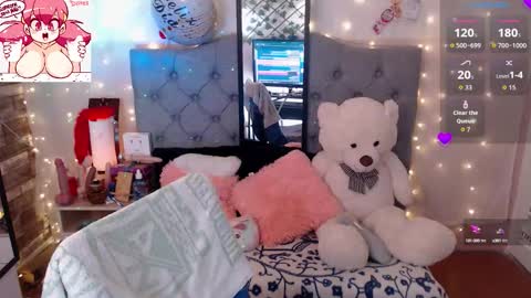 Snapshot of antolyh_c chatting on 16, 9, 2025 antolyh_c online show from 16, 9, 2025