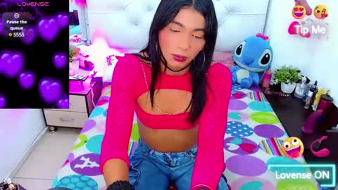 antonela_xx3 online show from 7, 2, 2025