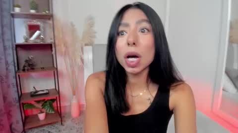 Antonela online show from 18, 9, 2025