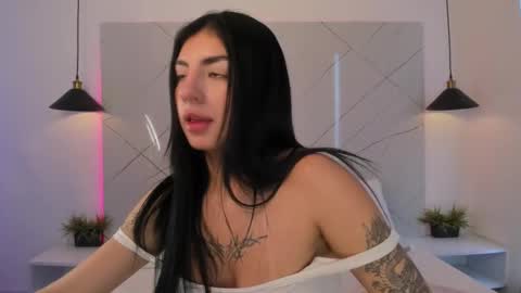 Snapshot of antonella__rouse chatting on 2, 10, 2025 Antonella online show from 2, 10, 2025