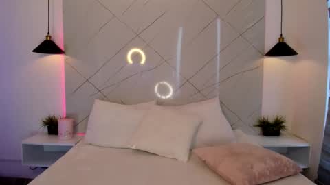 Snapshot of antonella__rouse chatting on 9, 10, 2025 Antonella online show from 9, 10, 2025