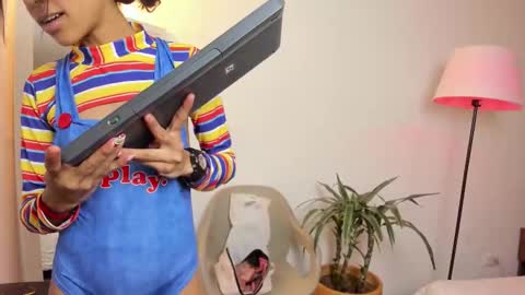 Snapshot of antonella_barone chatting on 12, 1, 2026 Antonella online show from 12, 1, 2026