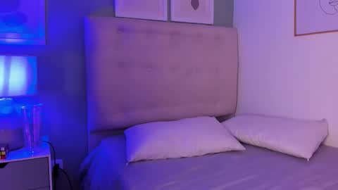 Snapshot of antonella_barone chatting on 7, 3, 2026 Antonella online show from 7, 3, 2026