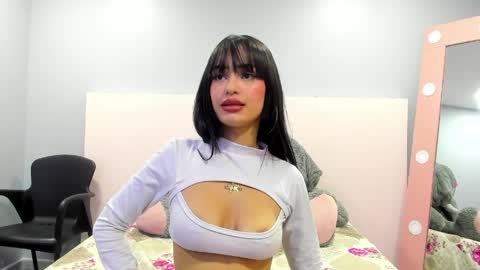 antonella bratzz online show from 11, 5, 2026