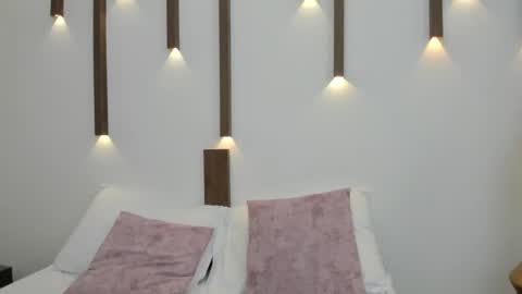 A N T O N E L L A  online show from 10, 2, 2025